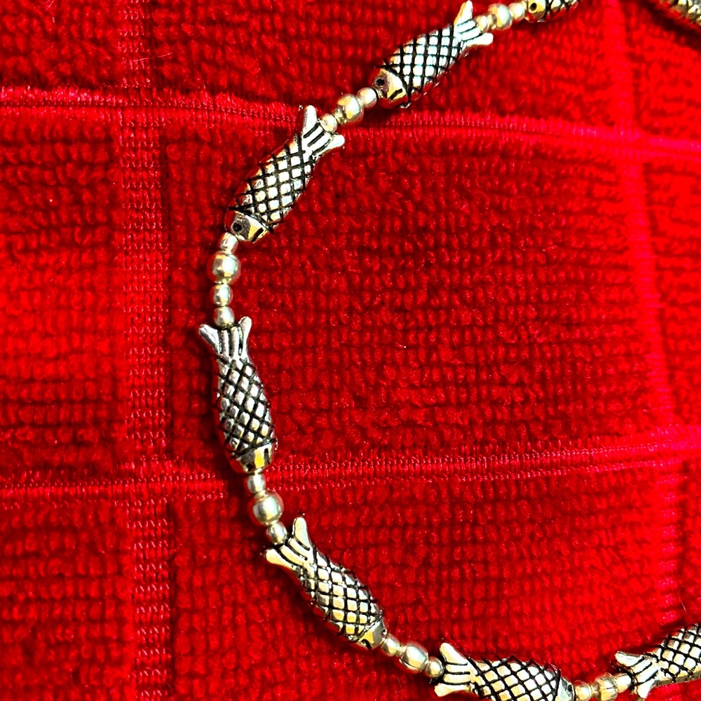 Fishy ankle bracelet